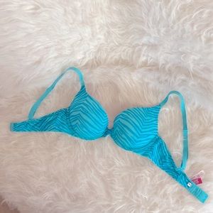 Victoria's Secret PINK Wear
Everywhere Bra